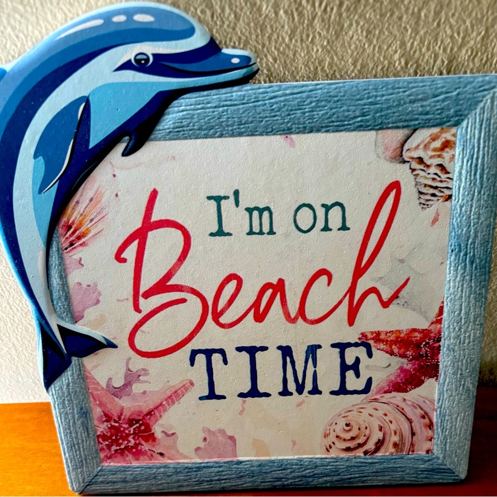 Beautiful beach themed decor